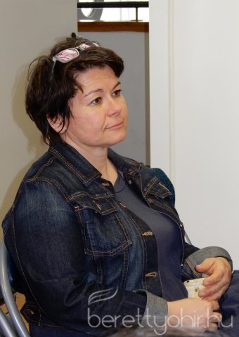 Anya csak egy van - kiállításmegnyitó 08